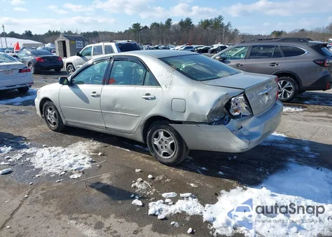 2003 Toyota Camry Le V6 from USA, damaged, VIN 4T1BF32K23U059051